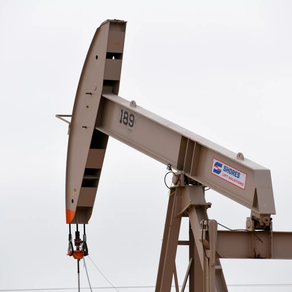3_GLOBAL-OIL-1