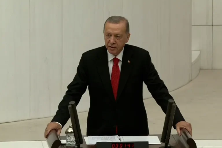أردوغان قال إن القرار الأميركي بالسماح لكييف بضرب العمق الروسي قد يؤدي إلى رد فعل روسي قوي (الجزيرة)