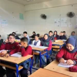 عودة الطلاب اللبنانيين إلى فصول الدراسة عقب اتفاق وقف إطلاق النار (الجزيرة)