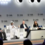 جلسة بمنتدى الدوحة حول مستقبل تعامل ترامب مع المنطقة في ولايته الجديدة (الجزيرة)