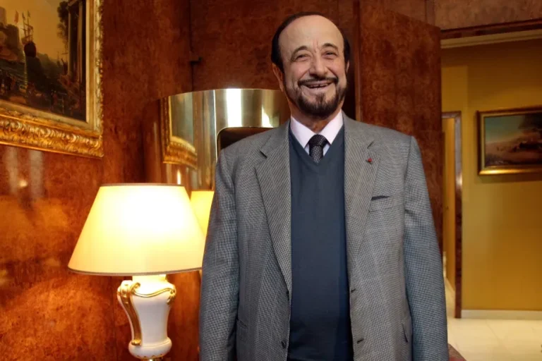 رفعت الأسد متهم بارتكاب جرائم حرب وجرائم ضد الإنسانية في سوريا (غيتي)