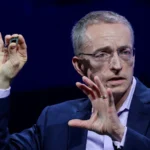 جيلسنجر نصب رئيسا تنفيذيا لشركة "إنتل" عام 2021 (رويترز)