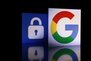 النسخة السابقة من مبادئ الذكاء الاصطناعي لغوغل تنص على أن الشركة لن تسعى إلى تسخير الذكاء الاصطناعي في تطوير أسلحة أو تقنيات قد تُلحق الأذى بالناس (شترستوك)