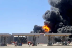 حرائق بمستودع للطاقة في بورتسودان إثر هجمات للدعم السريع (وزارة الإعلام السودانية)