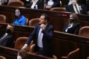 عودة خلال افتتاح جلسات الكنيست بالقدس المحتلة عام 2021 (رويترز-أرشيف)