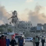 قصف إسرائيلي متواصل على غزة (الجزيرة)