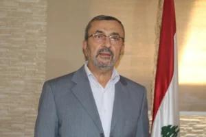 النائب عن حزب الله حسن عز الدين (الصحافة اللبنانية)