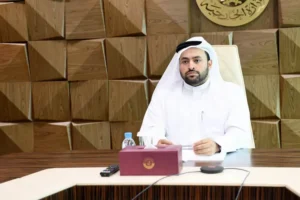 الخليفي أكد أن اللقاءات التي عقدت في لاهاي كانت مثمرة وتطرقت إلى الاشتراطات التي تطلبها المحكمة قبل تحريك الدعوى الجنائية (الجزيرة)
