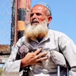 المسن الفلسطيني المقعد سعيد العمور (مواقع التواصل)