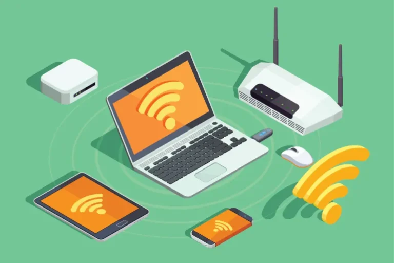 مع التكنولوجيا الحديثة أصبحت العديد من الأجهزة التقنية بمثابة عيون وآذان خفية، تجمع البيانات (شترستوك)