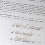 العقد يحمل توقيعات باهتة لكل من ستيف جوبز وستيف وزنياك ورونالد واين (رويترز)